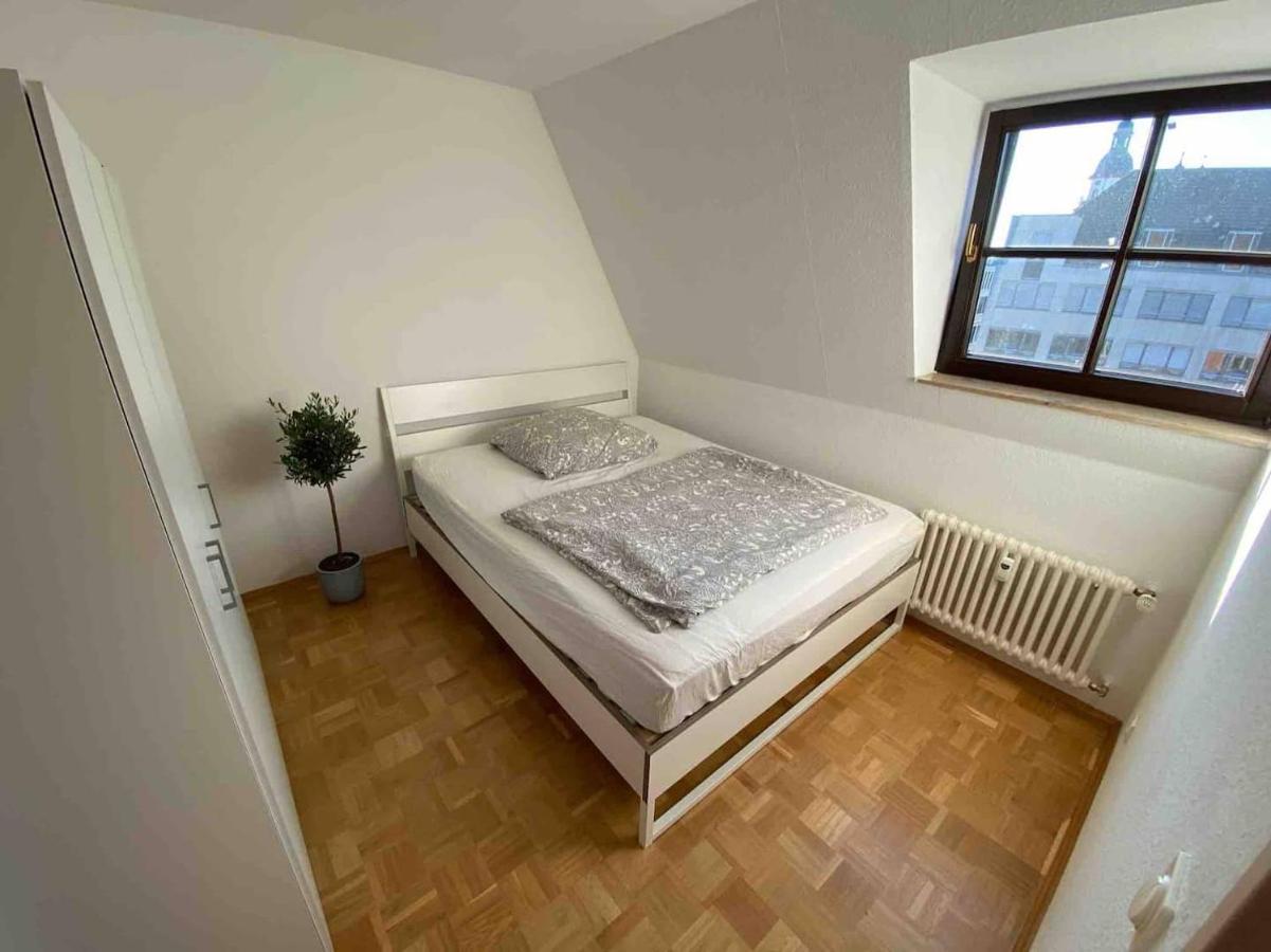 Loft + Balkon in historischem Altbau am Marktplatz Chemnitz Exterior foto